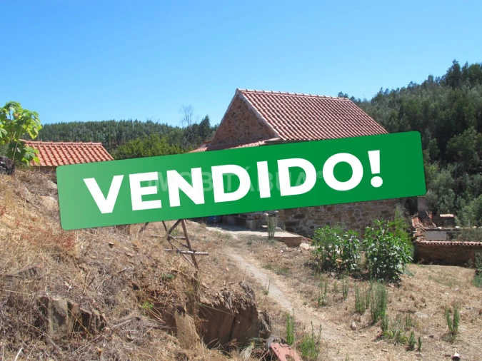 Moradia T1 para Venda em Ázere e Covelo Foto 1