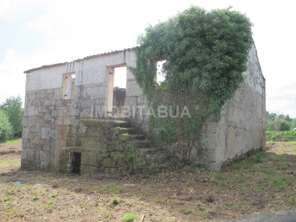 Terreno para Venda em Covas e Vila Nova de Oliveirinha Foto 2