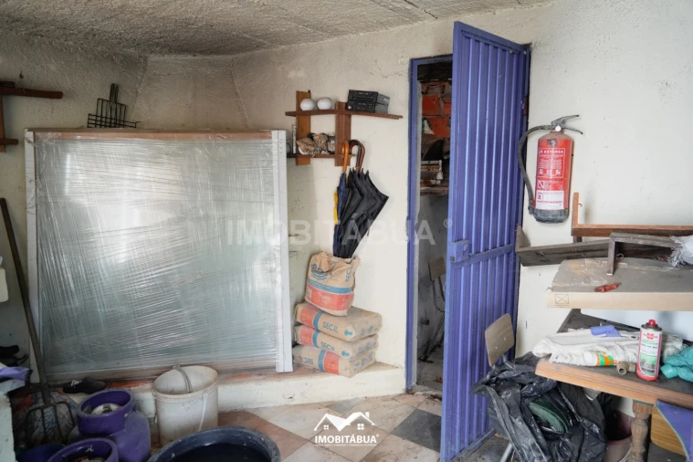 Moradia T2 para Venda em Parada Foto 18