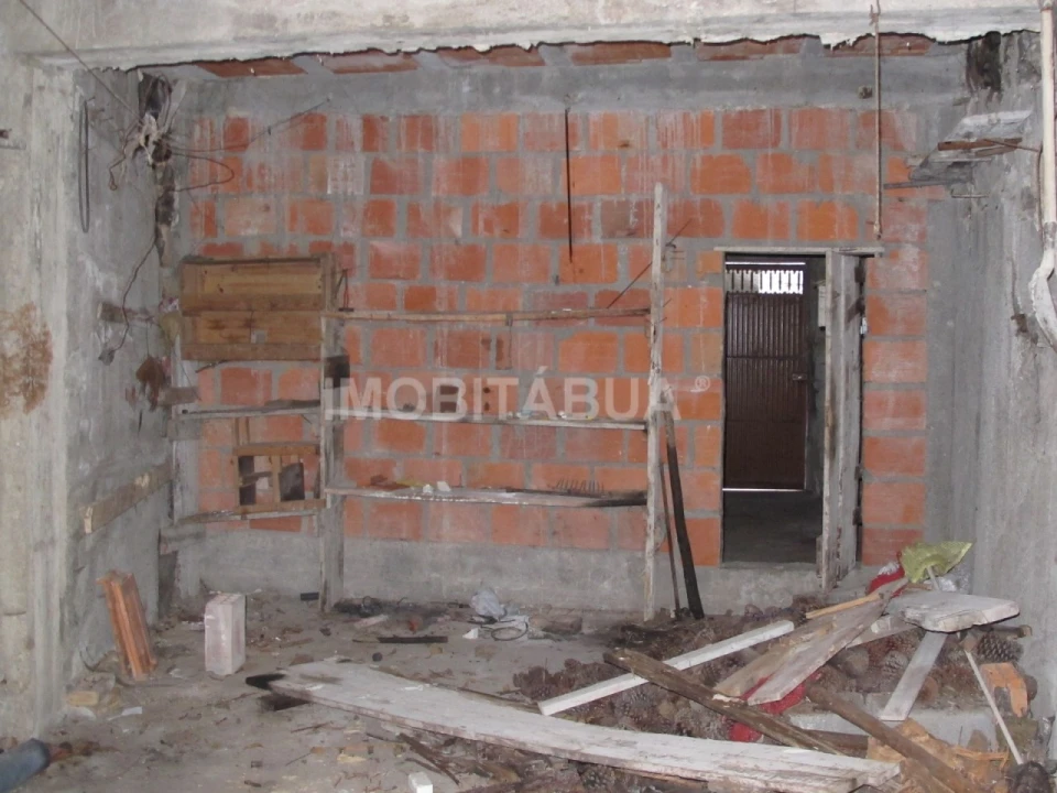 Moradia T5 para Venda em Aldeia das Dez Foto 3