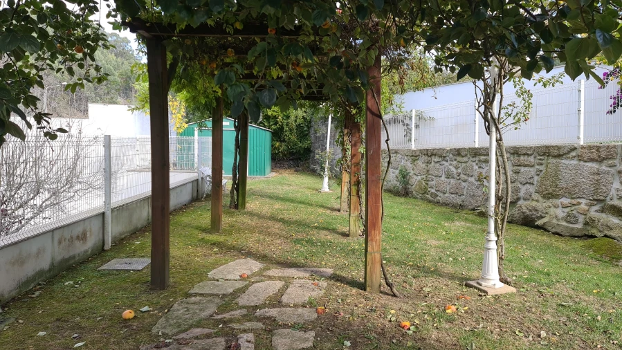 Quinta T0 para Venda em Abade de Neiva Foto 28