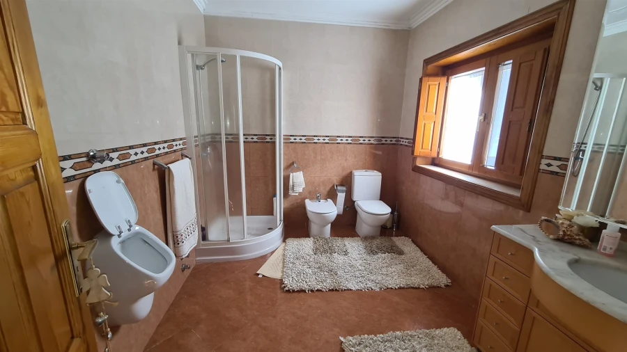 Moradia T4 para Venda em Remelhe Foto 51