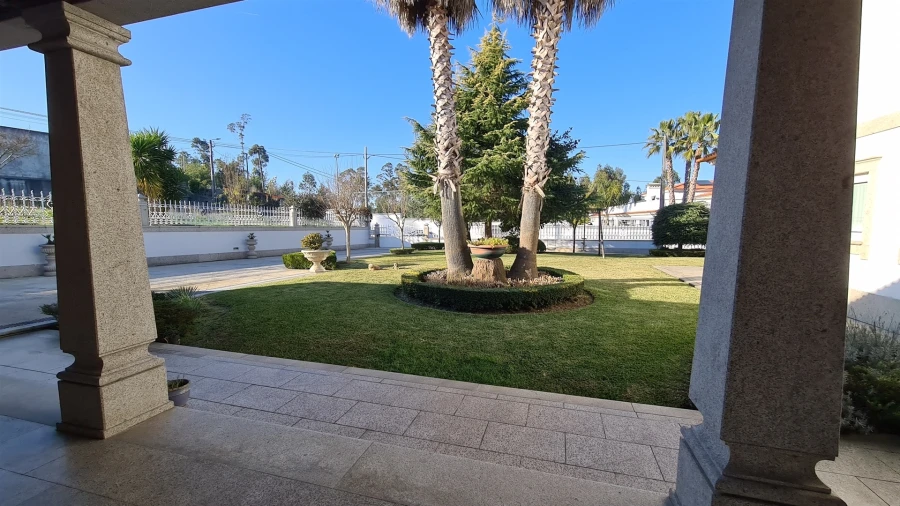 Moradia T4 para Venda em Remelhe Foto 37