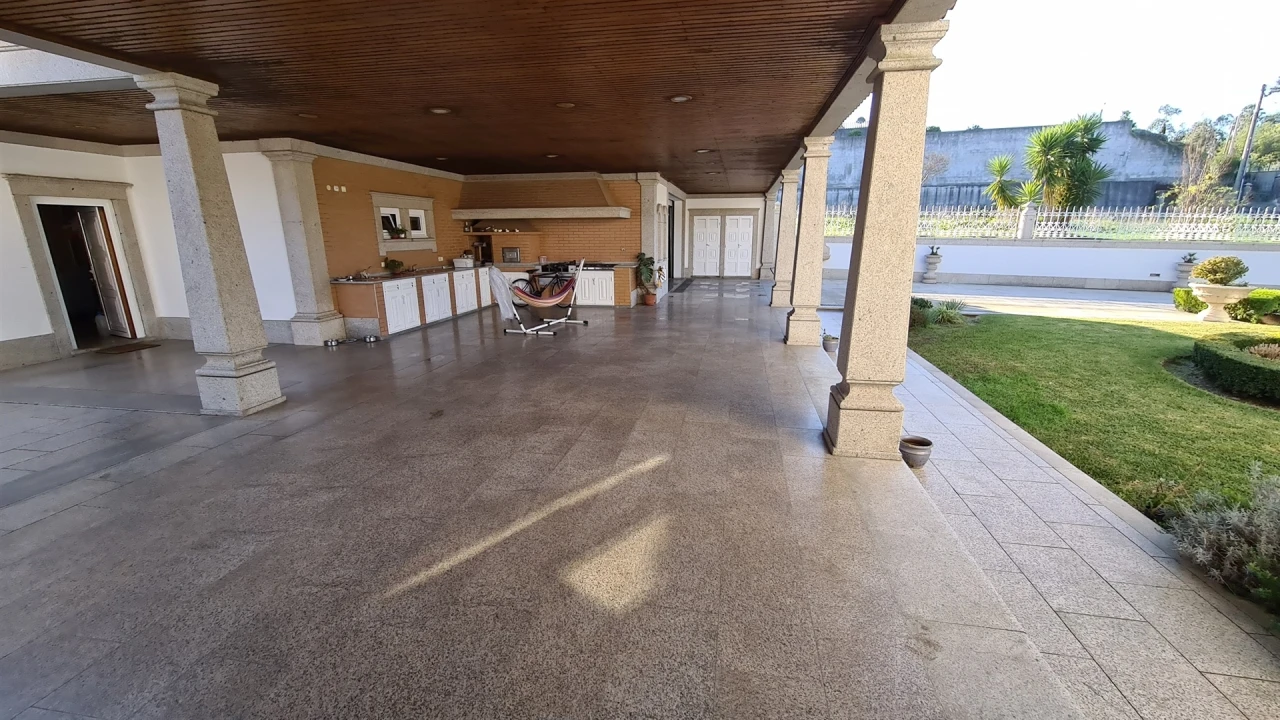 Moradia T4 para Venda em Remelhe Foto 36