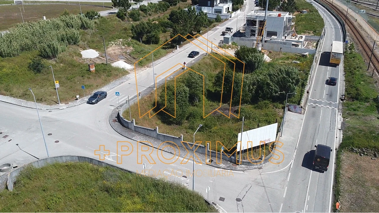Terreno para Venda em Vila Verde Foto 3