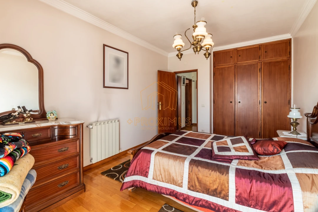 Moradia T5 para Venda em Tavarede Foto 23