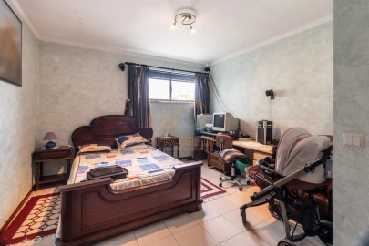 Moradia T5 para Venda em Tavarede