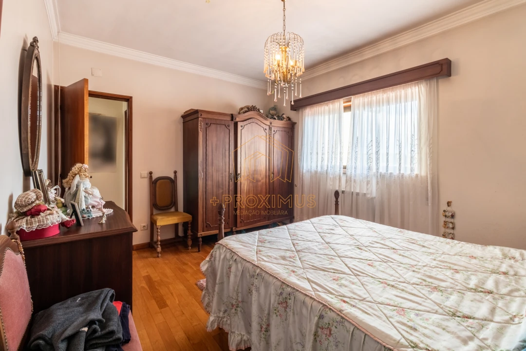 Moradia T5 para Venda em Tavarede Foto 25