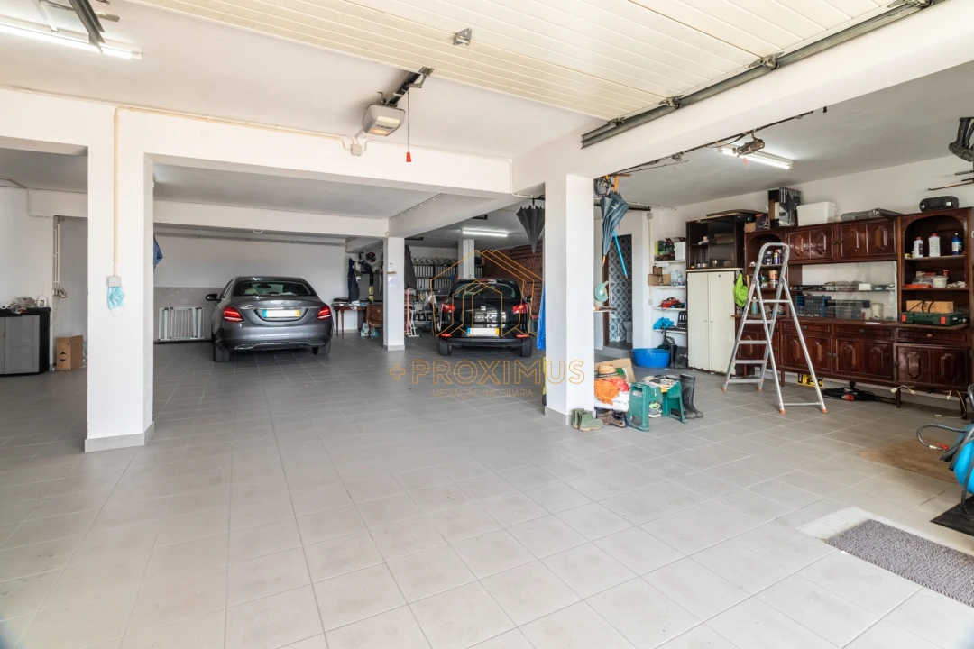 Moradia T5 para Venda em Tavarede Foto 42