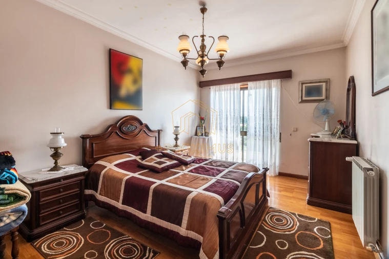 Moradia T5 para Venda em Tavarede Foto 22