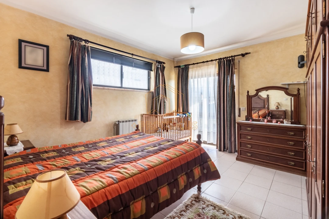 Moradia T5 para Venda em Tavarede Foto 39