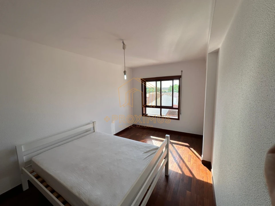 Apartamento T1 para Venda em Buarcos Foto 16