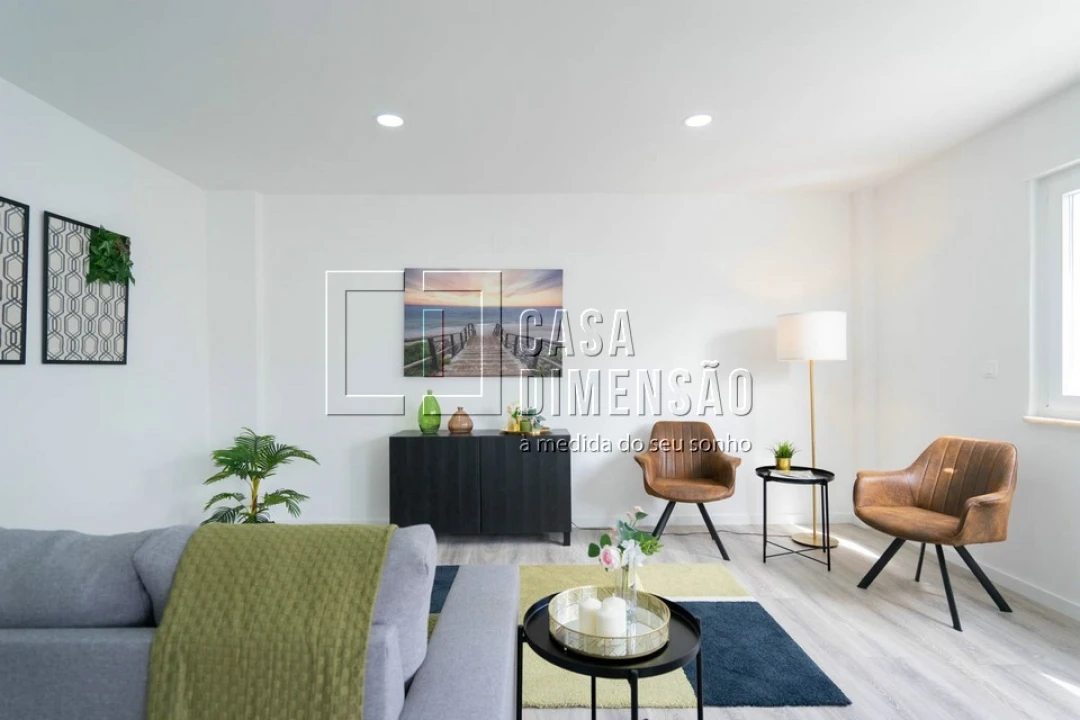 Apartamento T3 para Venda em Benfica Foto 3