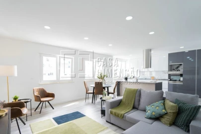 Apartamento T3 para Venda em Benfica