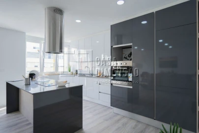 Apartamento T3 para Venda em Benfica