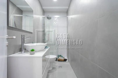 Apartamento T3 para Venda em Benfica