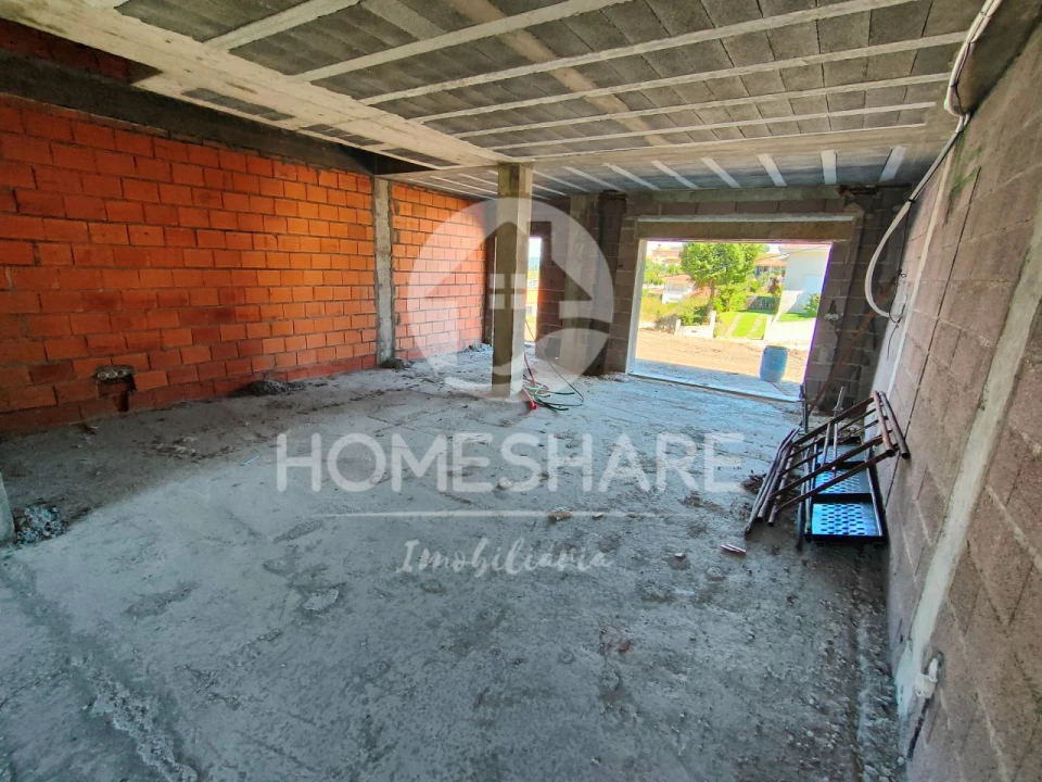 Moradia T3 para Venda em Rebordosa Foto 28