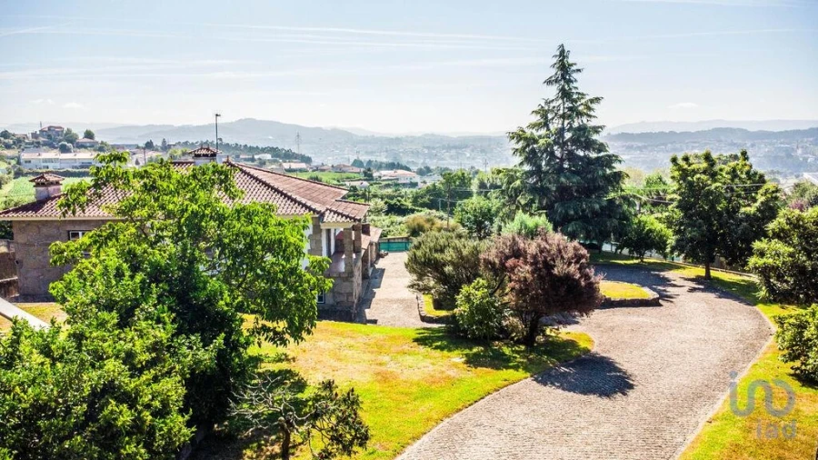 Moradia T3 para Venda em Oliveira (Santa Maria) Foto 5