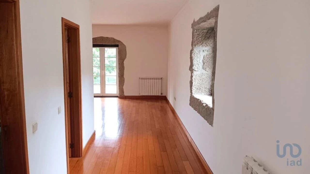 Moradia T3 para Venda em Oliveira (Santa Maria) Foto 14