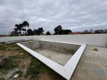 Moradia T4 para Venda em Azeitão (São Lourenço e São Simão)