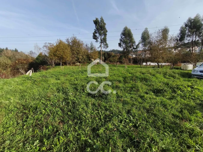 Terreno para Venda em Gondar