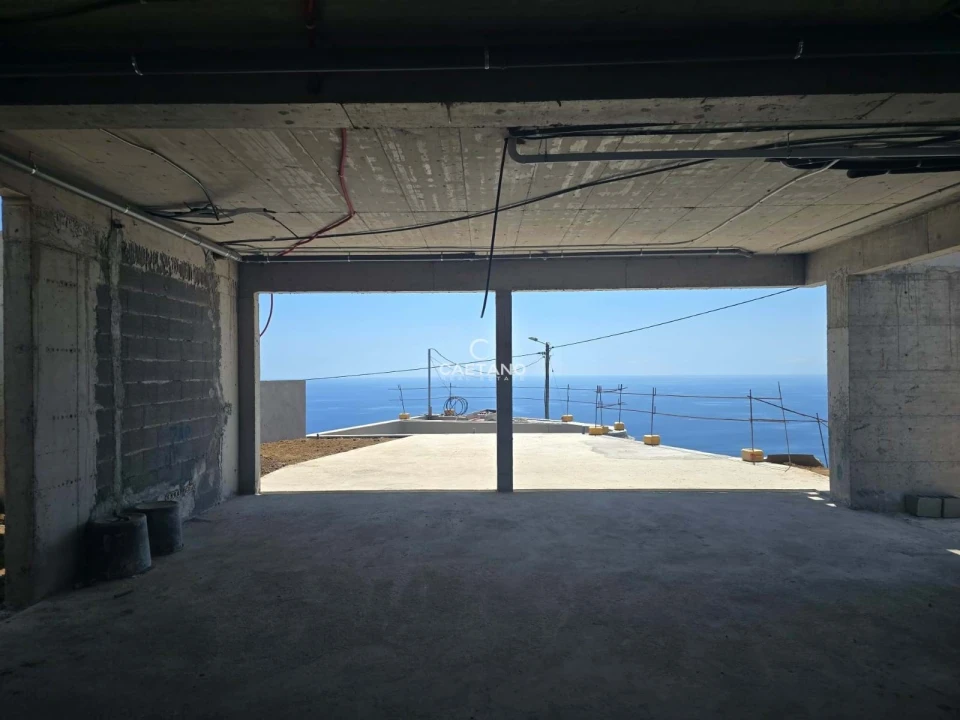 Moradia T4 para Venda em Ponta do Sol Foto 5