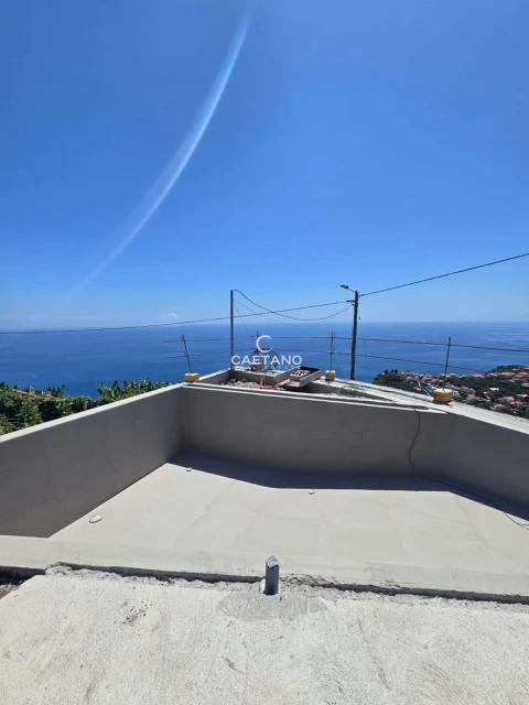 Moradia T4 para Venda em Ponta do Sol