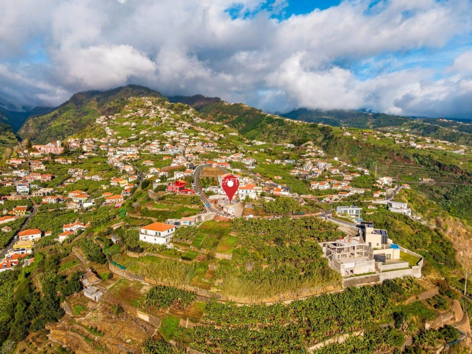 Moradia T4 para Venda em Ponta do Sol Foto 8