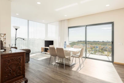 Apartamento T3 para Venda em Albufeira e Olhos de Água