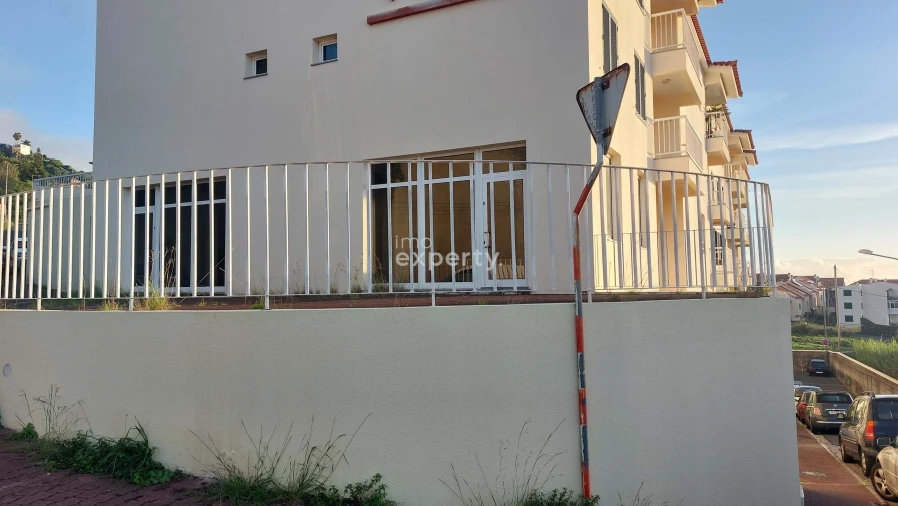 Negócio para Venda em Caniço Foto 10