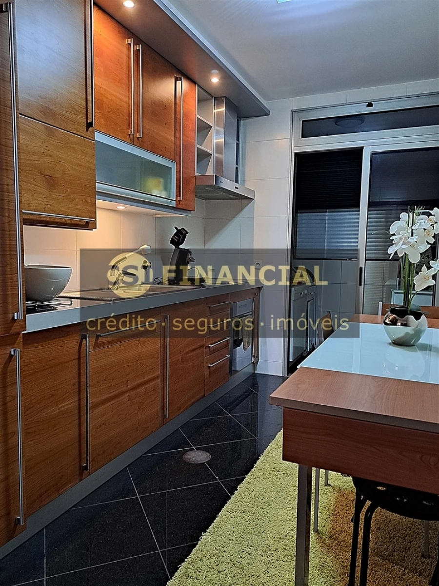 Apartamento T3 para Venda em Esmoriz Foto 10