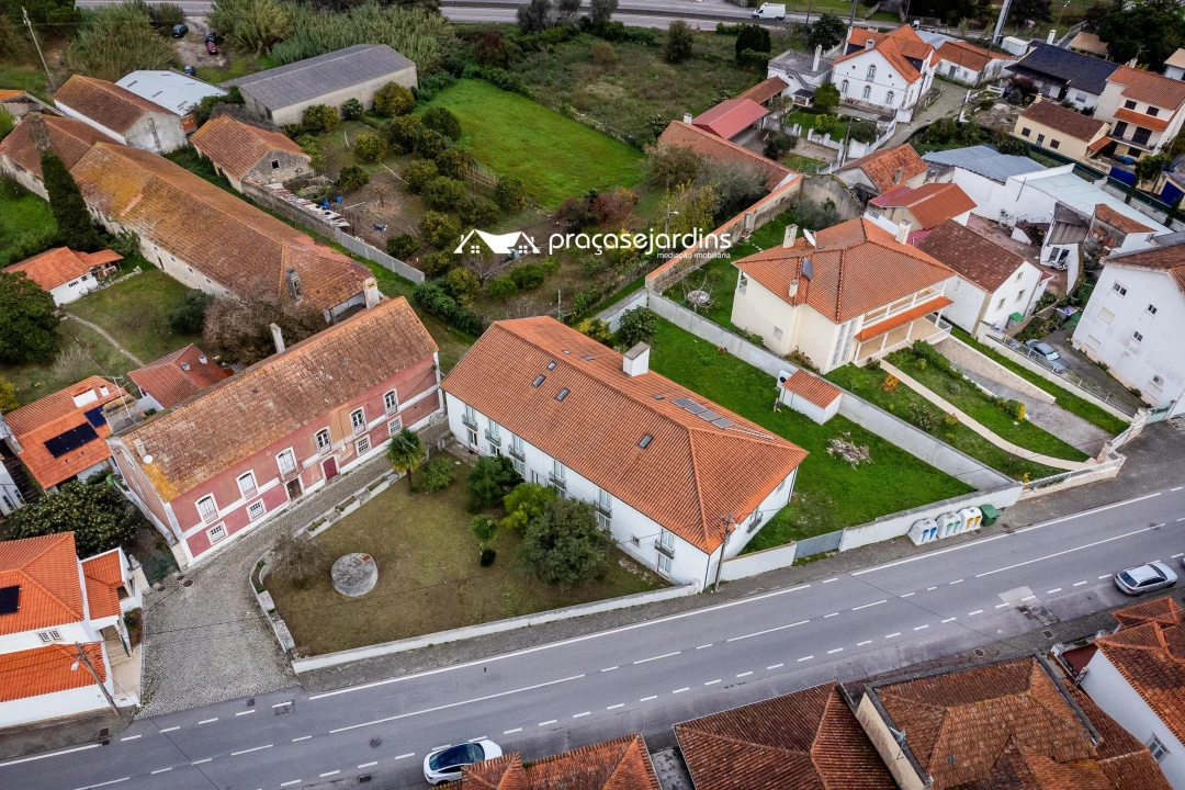 Prédio para Venda em Parceiros e Azoia Foto 12