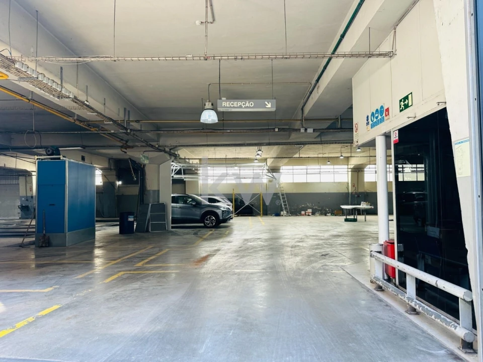 Armazém para Arrendamento em São Vicente Foto 5