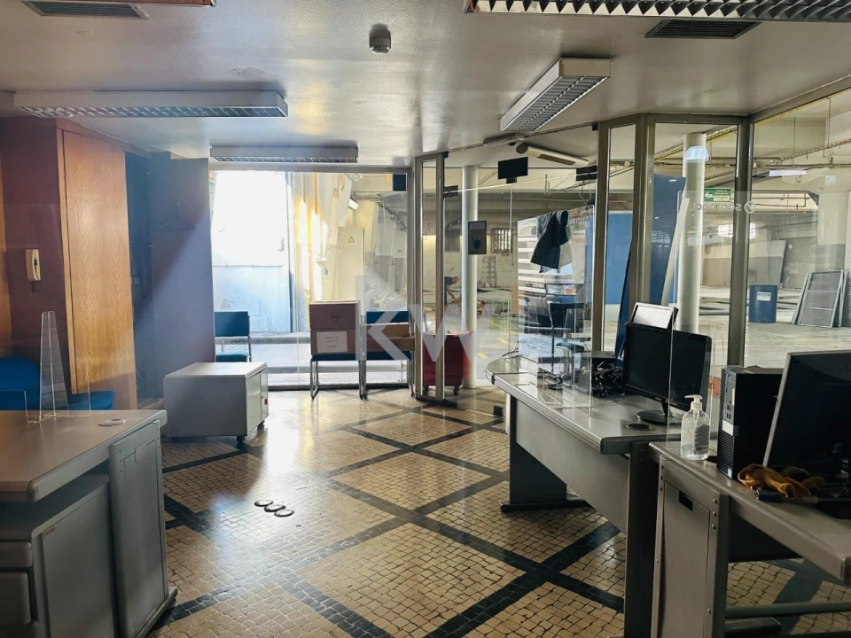 Armazém para Arrendamento em São Vicente Foto 9