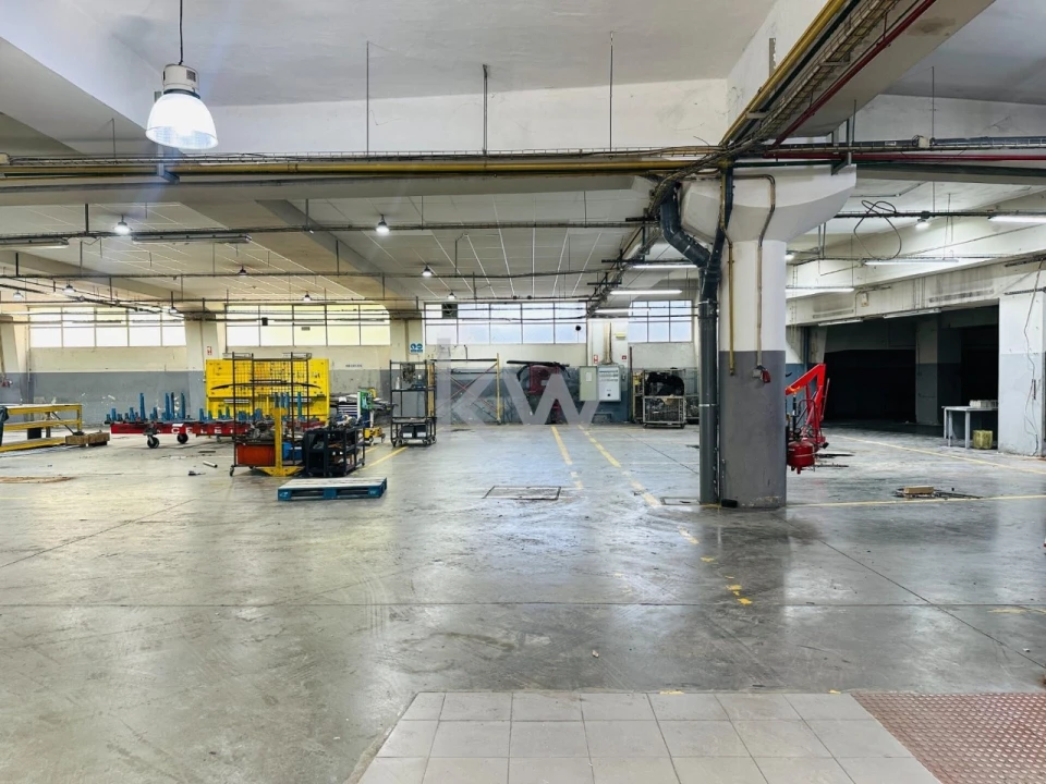 Armazém para Arrendamento em São Vicente Foto 15