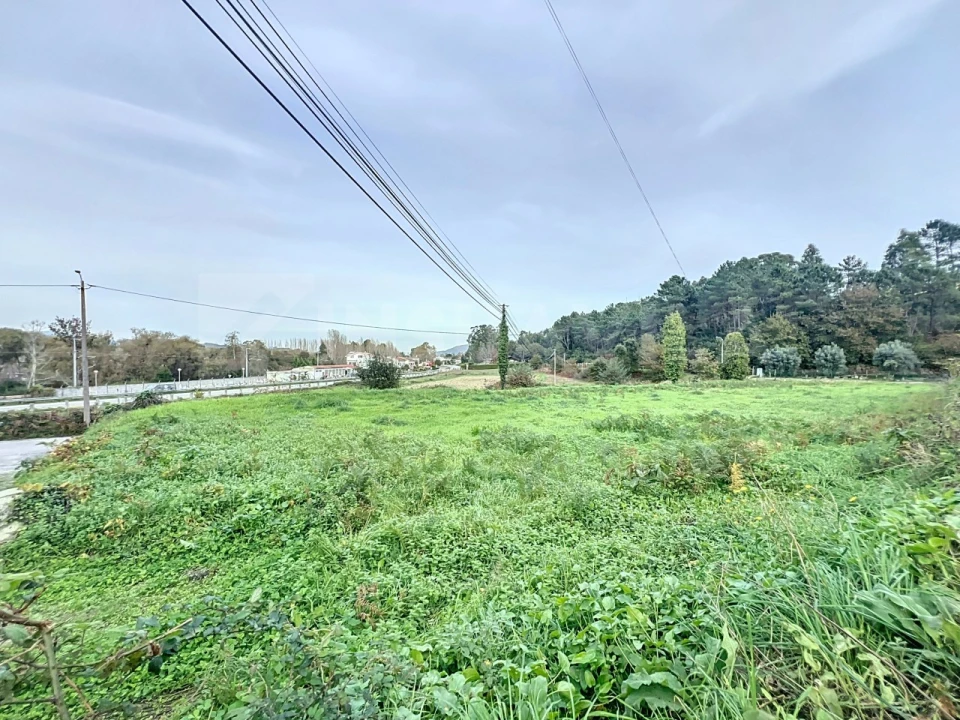 Terreno para Venda em Lanhelas Foto 3