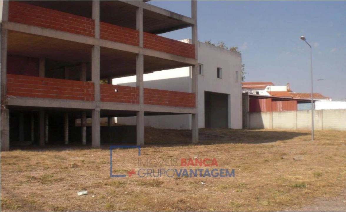 Terreno P/ Prédio para Venda em Alvito Foto 3