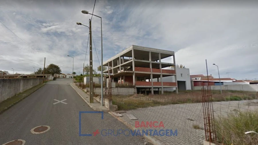 Terreno P/ Prédio para Venda em Alvito