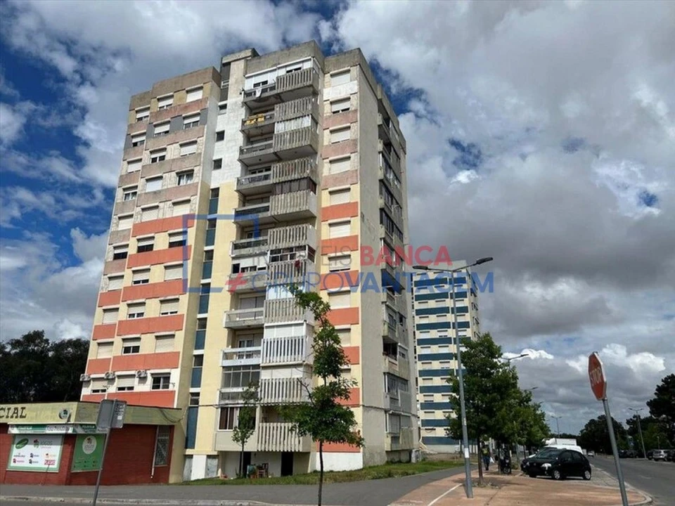 Apartamento T3 para Venda em Santo Antonio da Charneca Foto 5