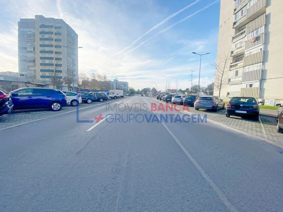 Apartamento T3 para Venda em Santo Antonio da Charneca Foto 6