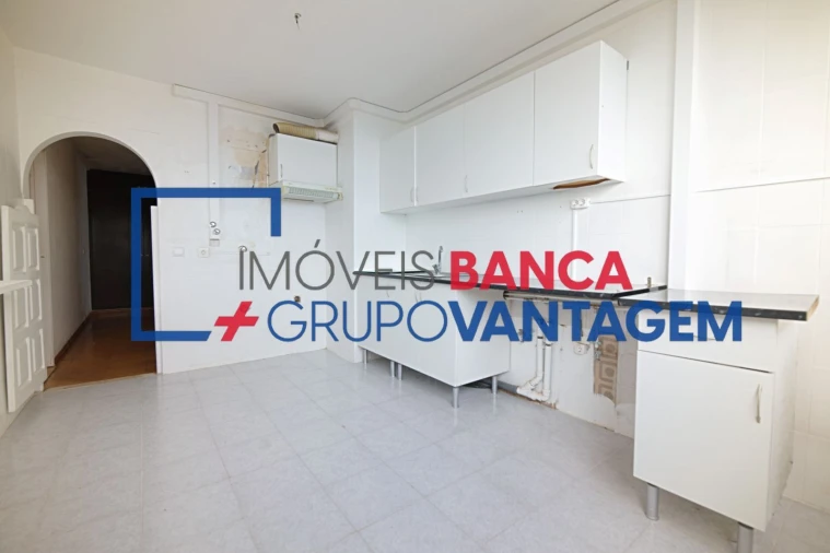 Apartamento T3 para Venda em Santo Antonio da Charneca Foto 25