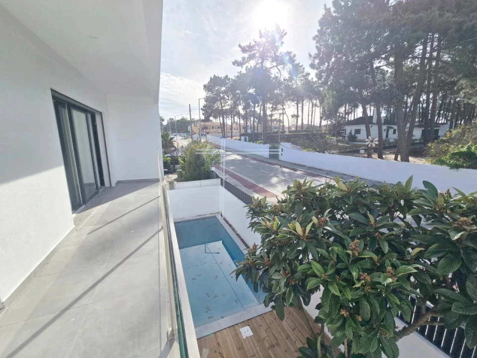 Moradia T3 para Venda em Charneca de Caparica e Sobreda Foto 31