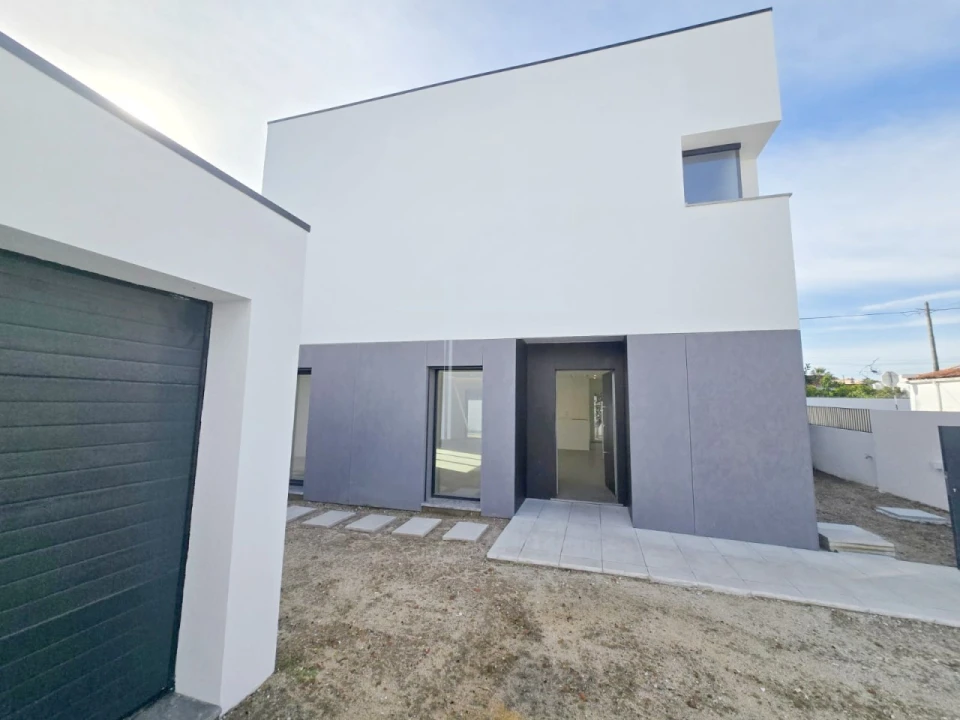 Moradia T3 para Venda em Charneca de Caparica e Sobreda Foto 37