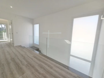 Moradia T3 para Venda em Charneca de Caparica e Sobreda