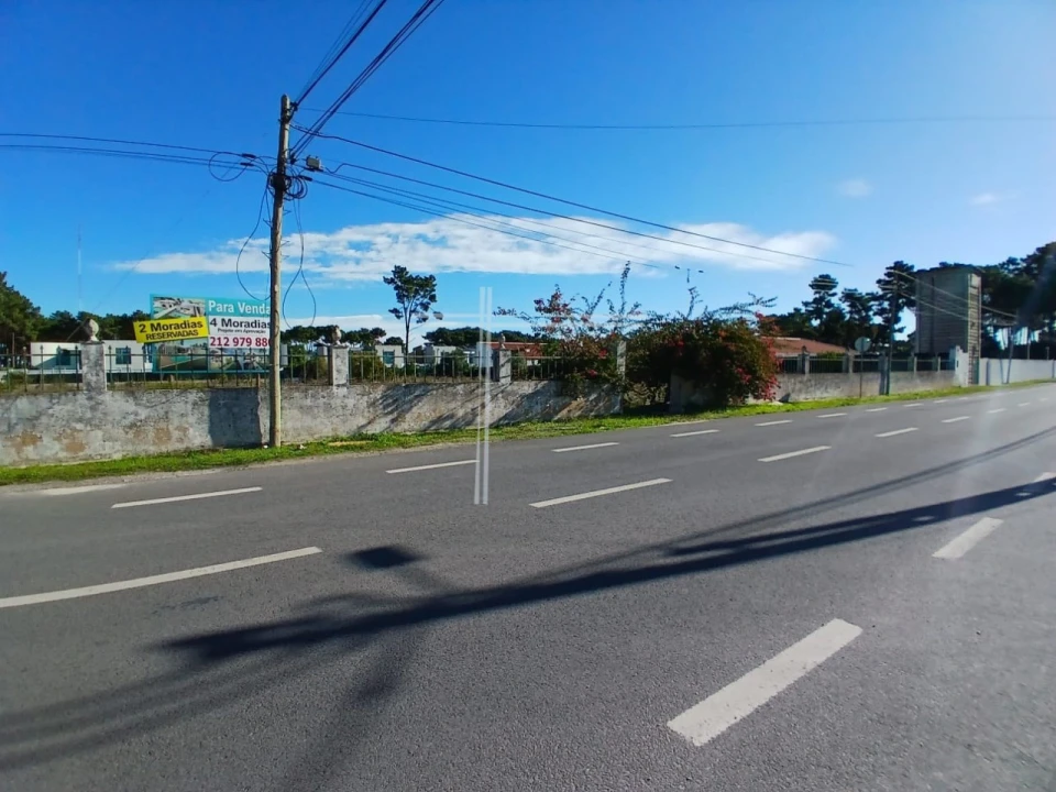 Moradia T4 para Venda em Charneca de Caparica e Sobreda Foto 37