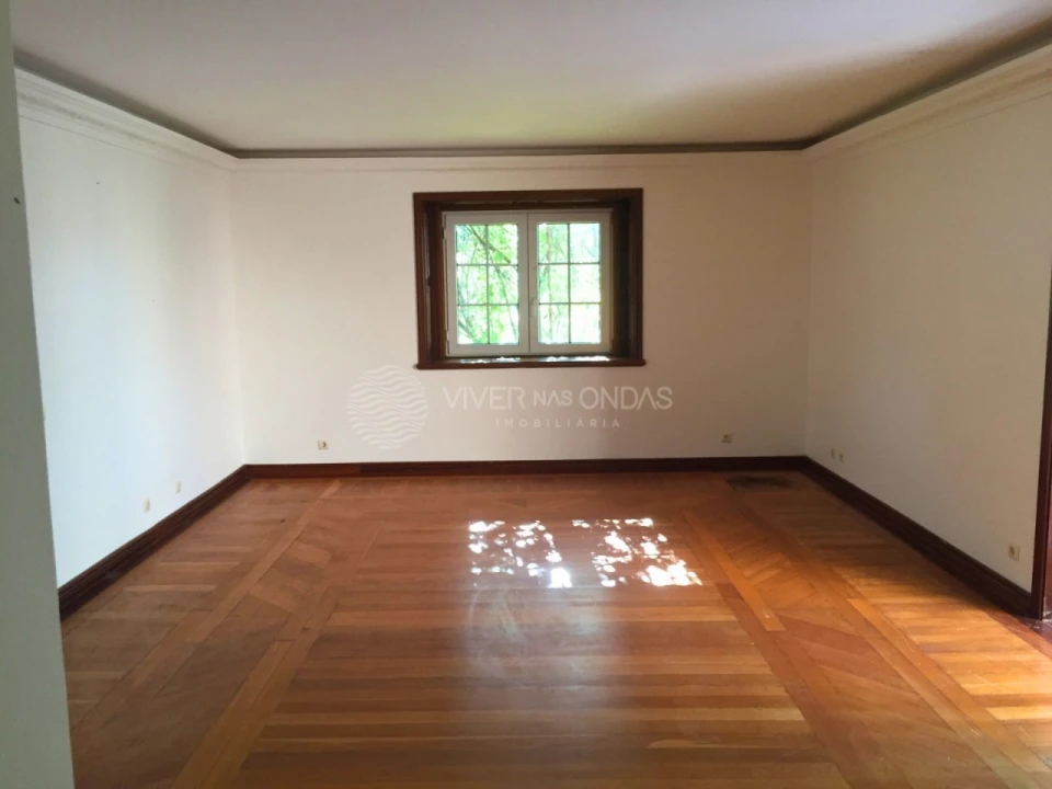 Moradia T6 para Venda em Queluz e Belas Foto 19