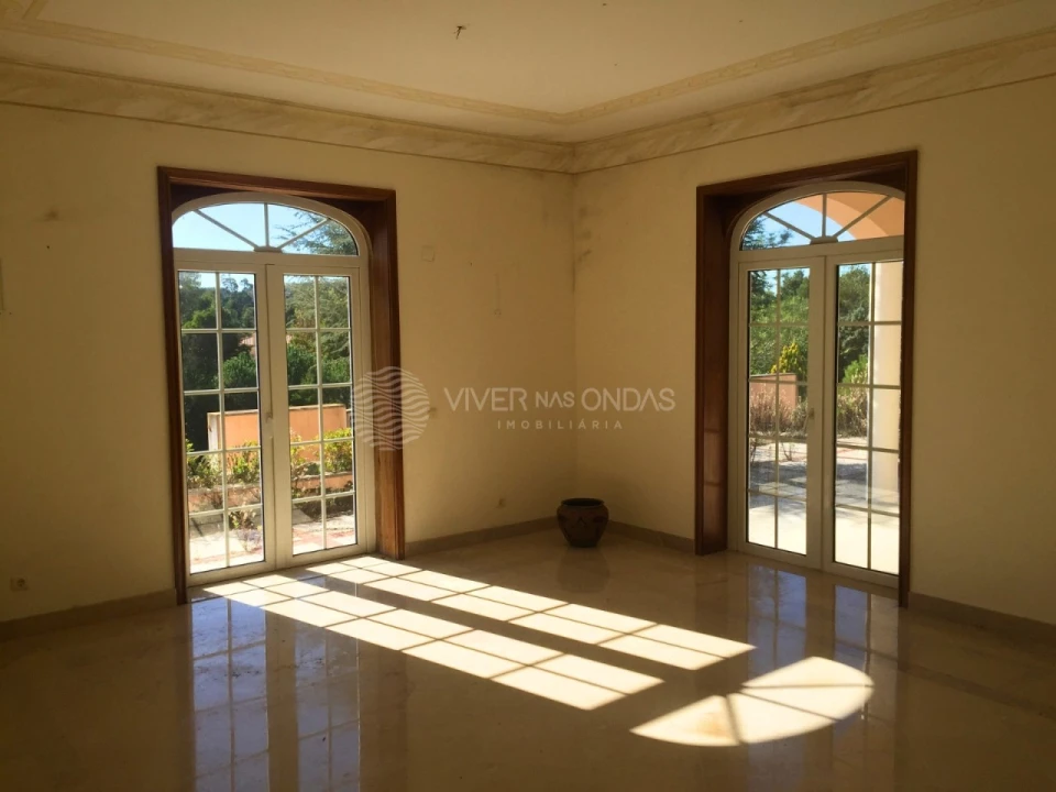 Moradia T6 para Venda em Queluz e Belas Foto 22