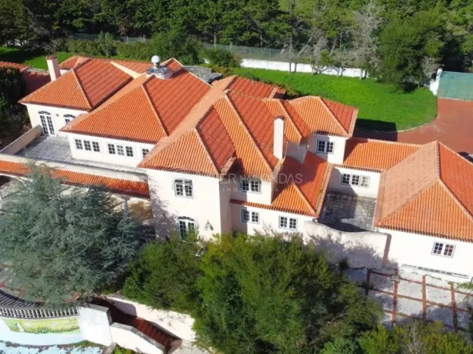 Moradia T6 para Venda em Queluz e Belas Foto 30