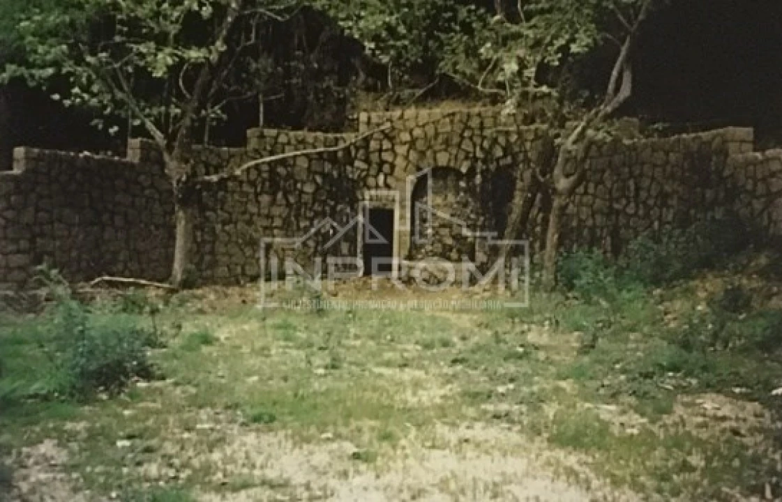 Terreno para Venda em Colares Foto 13