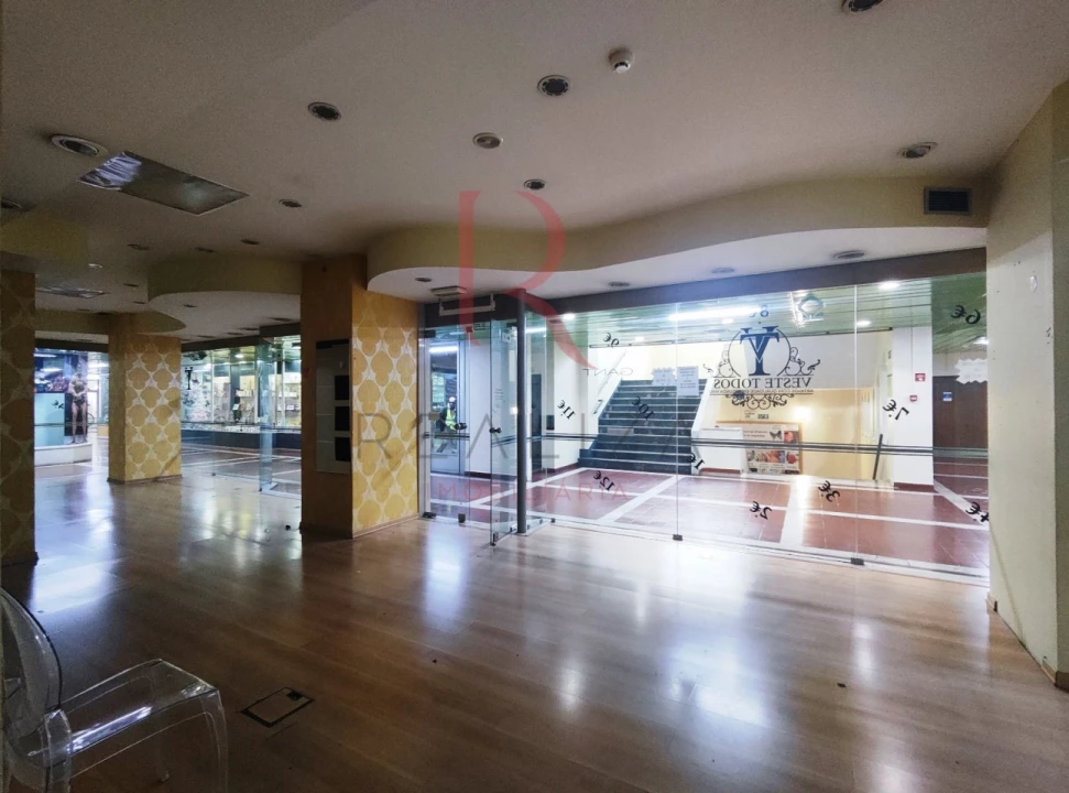 Loja para Venda em Amora Foto 9